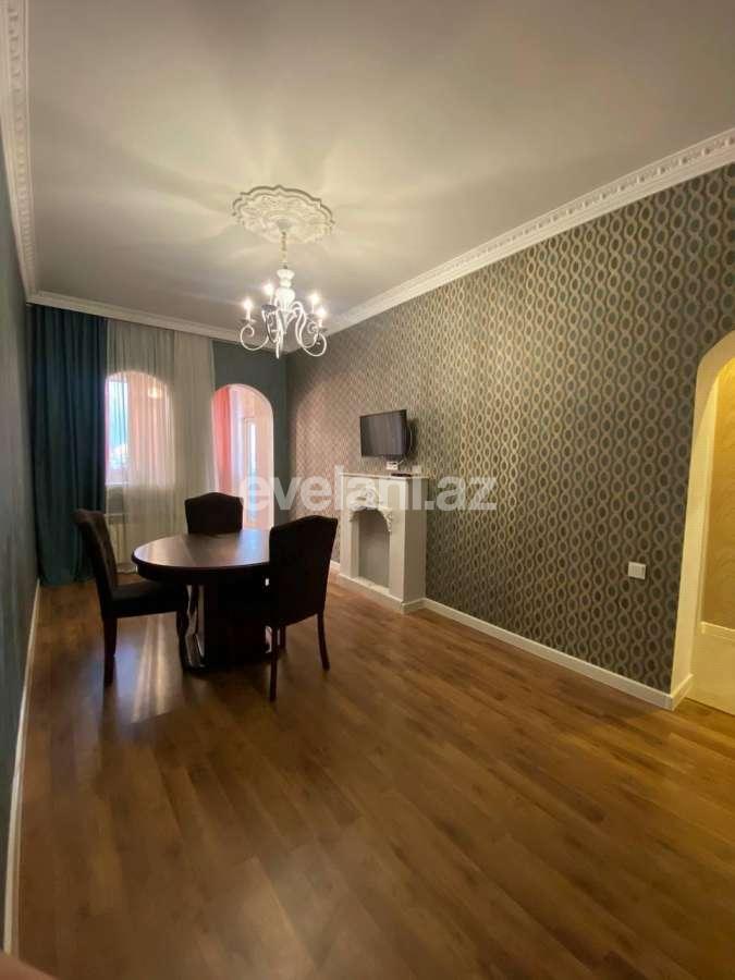 Satılır, yeni tikili, 2 otaqlı, 60 m², Elmlər Akademiyası m.