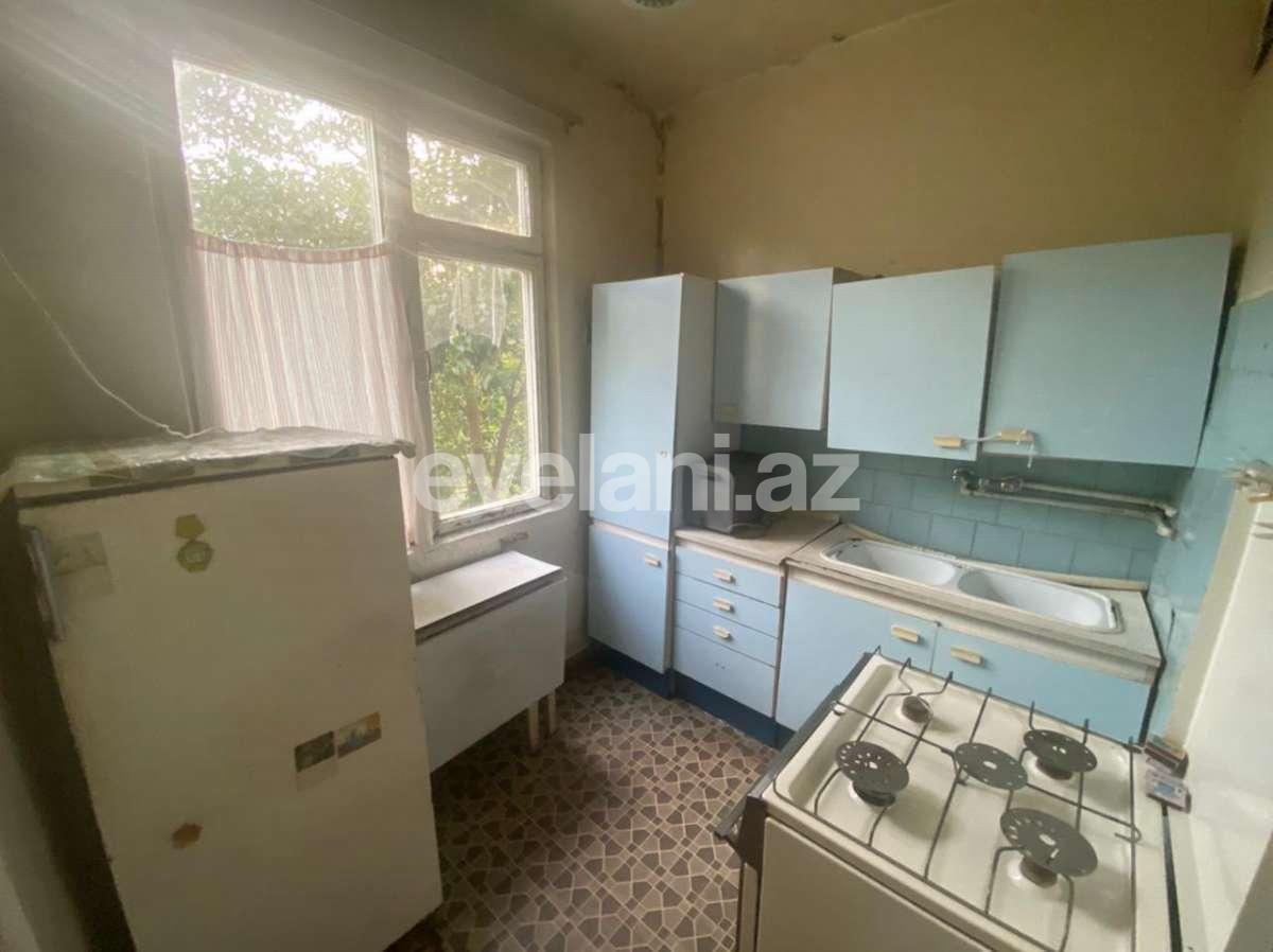 Sale, old building, 2 room, 52 m², Ganjlik m.