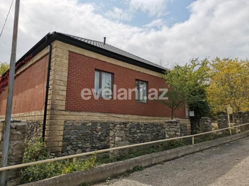 Satılır, həyət evi / bağ, 6 otaqlı, 180 m², Quba