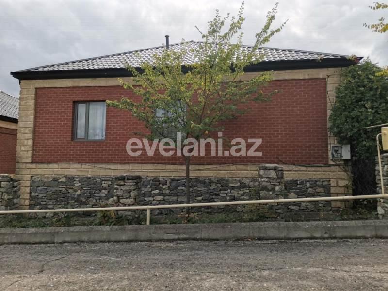 Satılır, həyət evi / bağ, 6 otaqlı, 180 m², Quba