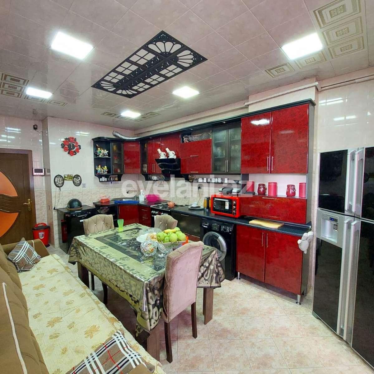 Продаётся, новостройка, 4-комнаты, 170 m², Насими m.