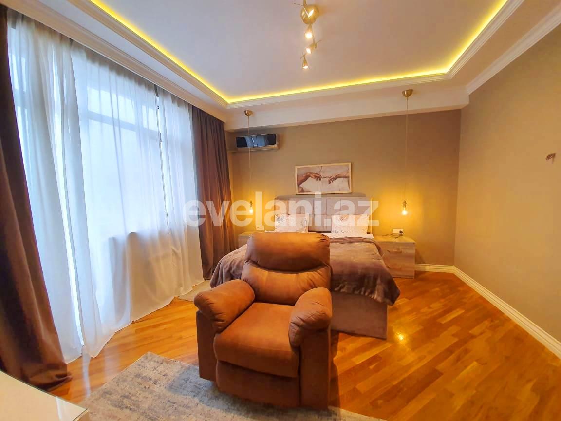 Sale, new building, 3 room, 130 m², Elmlar Akademiyası m.