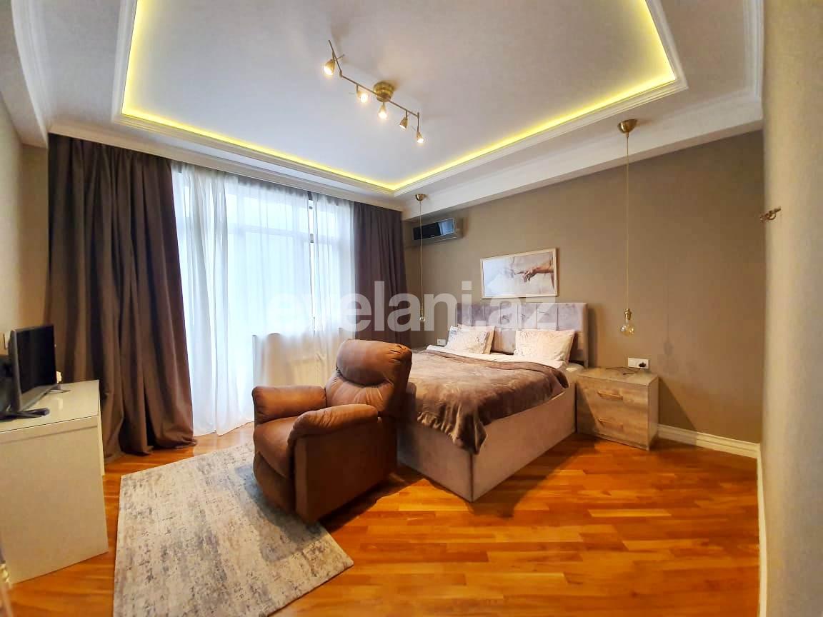 Sale, new building, 3 room, 130 m², Elmlar Akademiyası m.