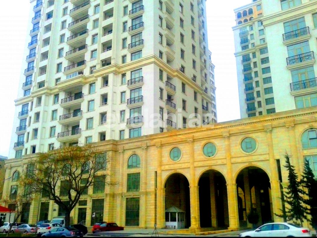 Satılır, yeni tikili, 3 otaqlı, 130 m², Elmlər Akademiyası m.