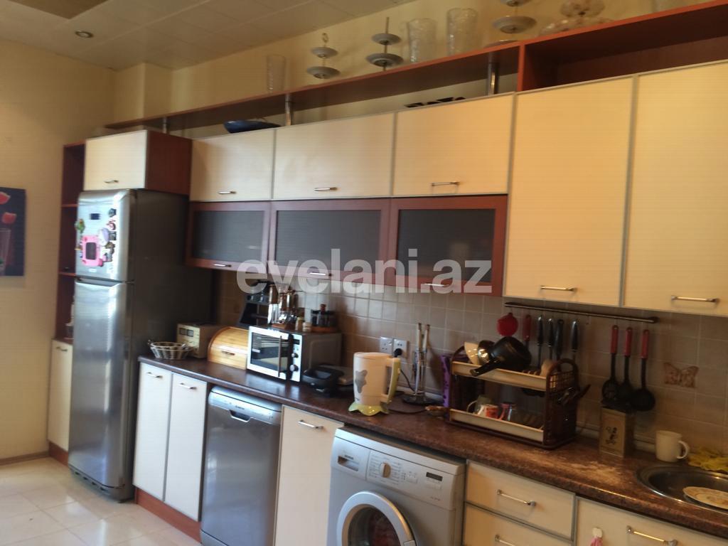 Satılır, yeni tikili, 4 otaqlı, 225 m², 28 may m.