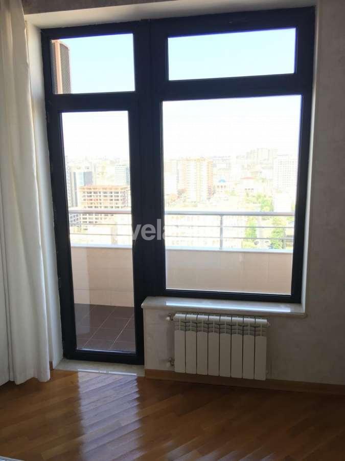 Kirayə verilir, yeni tikili, 3 otaqlı, 140 m², Şah İsmayıl Xətai m.