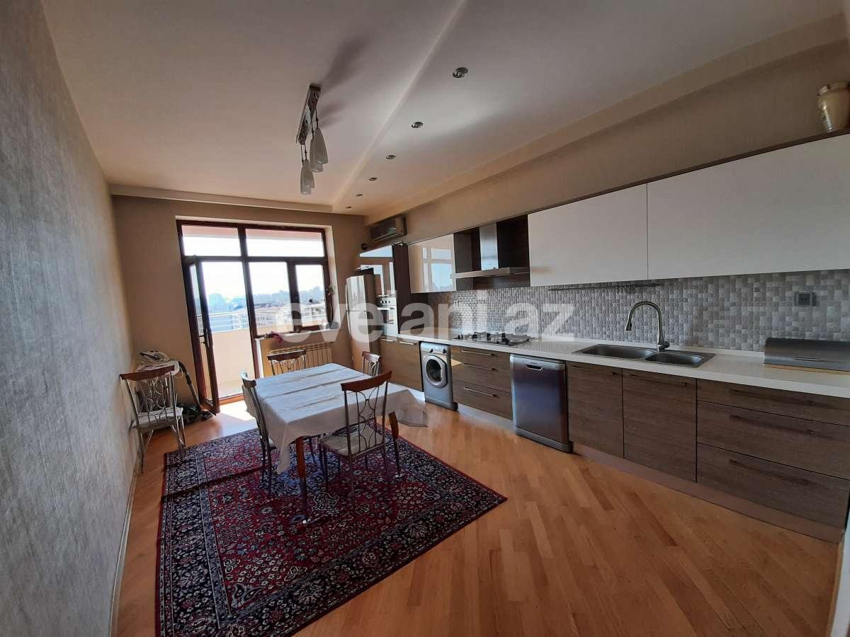 Satılır, yeni tikili, 3 otaqlı, 160 m², Gənclik m.