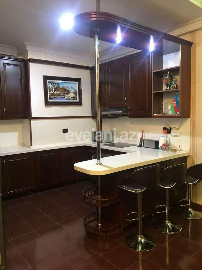 Satılır, yeni tikili, 5 otaqlı, 175 m², Şah İsmayıl Xətai m.