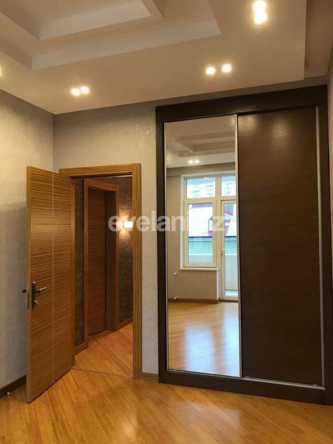 Satılır, yeni tikili, 4 otaqlı, 150 m², Gənclik m.