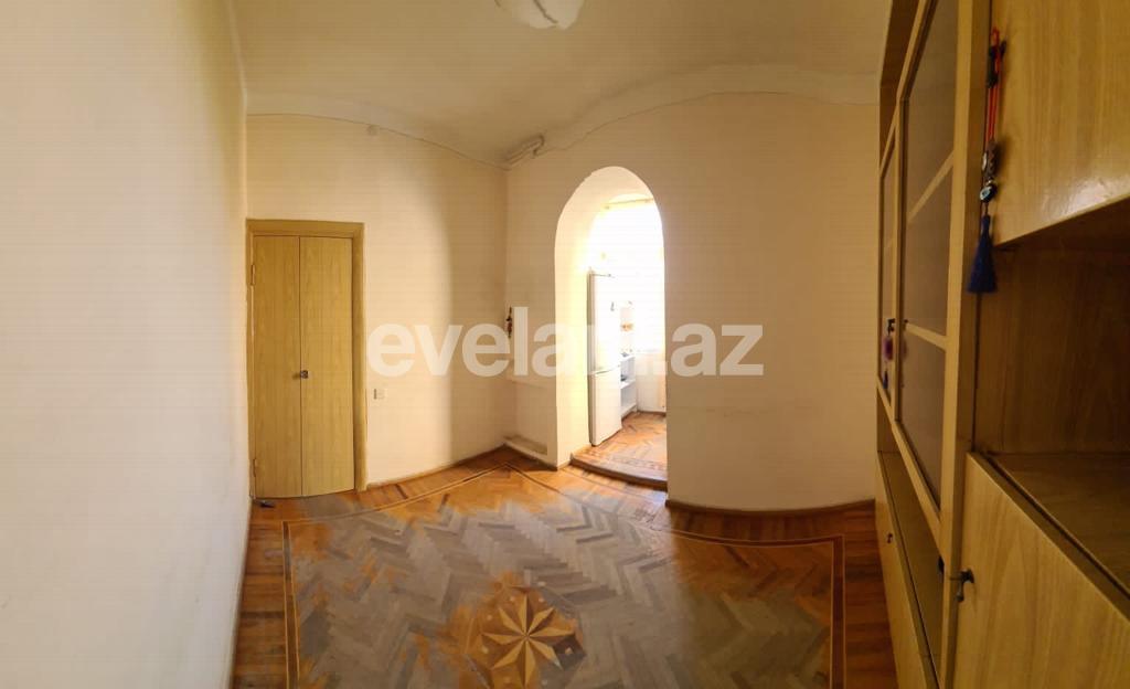 Satılır, köhnə tikili, 3 otaqlı, 96 m², Sahil m.