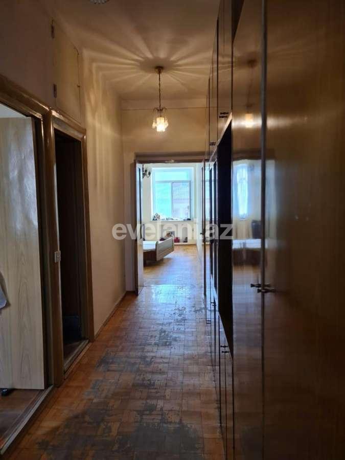 Satılır, köhnə tikili, 3 otaqlı, 96 m², Sahil m.