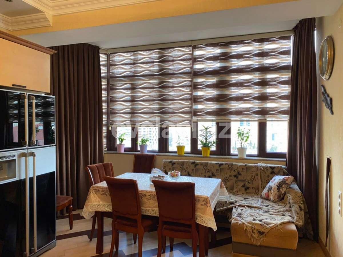 Satılır, yeni tikili, 3 otaqlı, 215 m², Şah İsmayıl Xətai m.