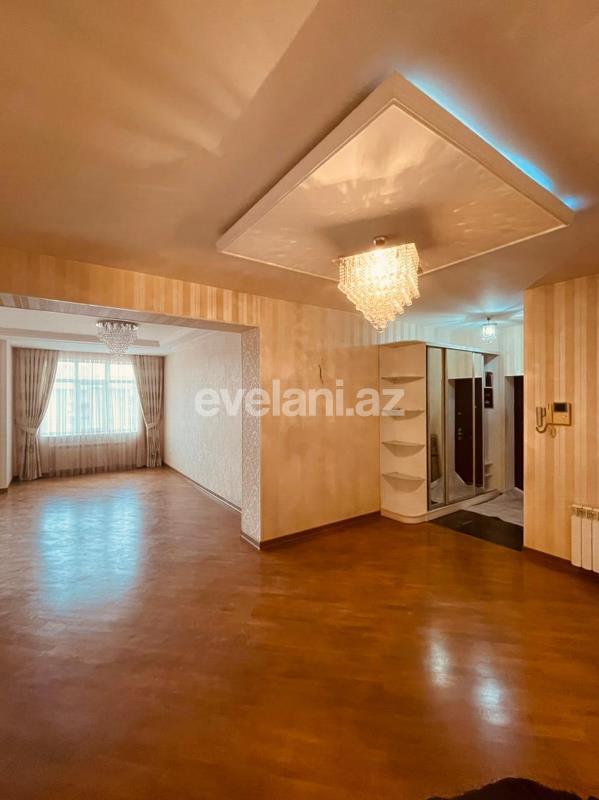 Продаётся, новостройка, 3-комнаты, 140 m², Элмляр Академиясы m.