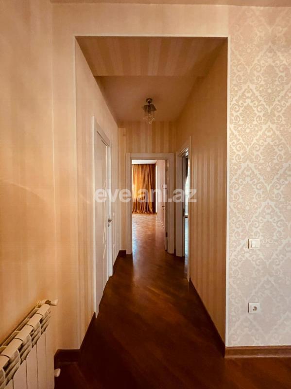 Продаётся, новостройка, 3-комнаты, 140 m², Элмляр Академиясы m.