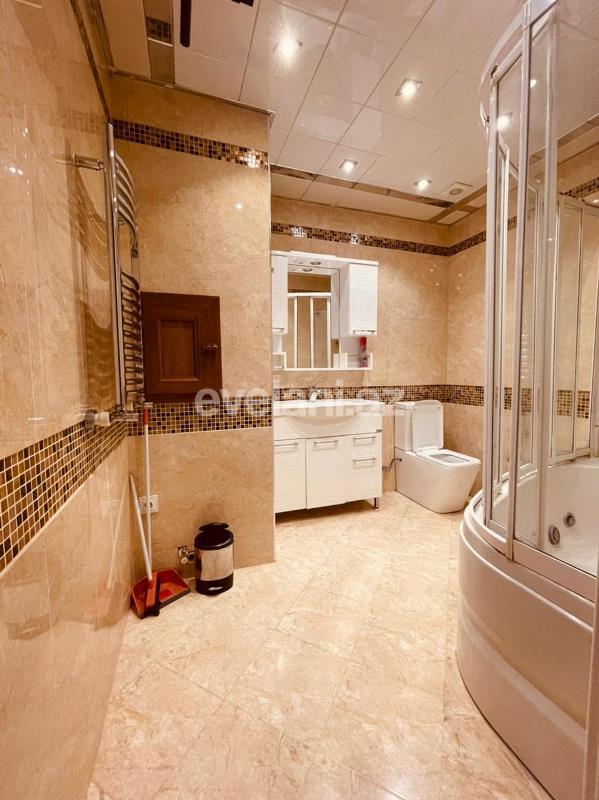 Продаётся, новостройка, 3-комнаты, 140 m², Элмляр Академиясы m.