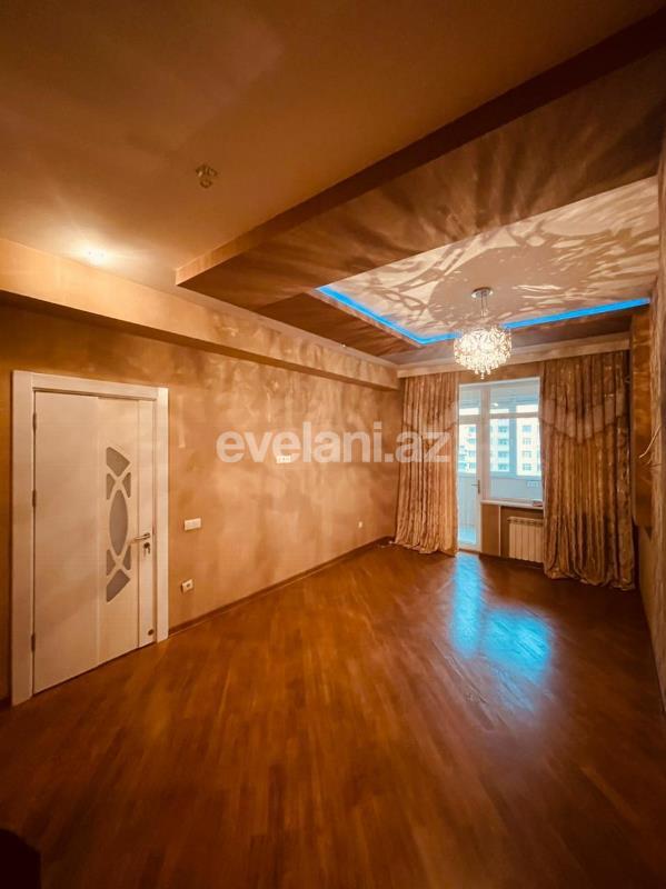 Продаётся, новостройка, 3-комнаты, 140 m², Элмляр Академиясы m.