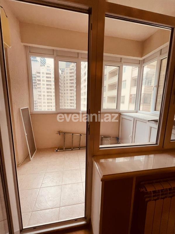 Продаётся, новостройка, 3-комнаты, 140 m², Элмляр Академиясы m.