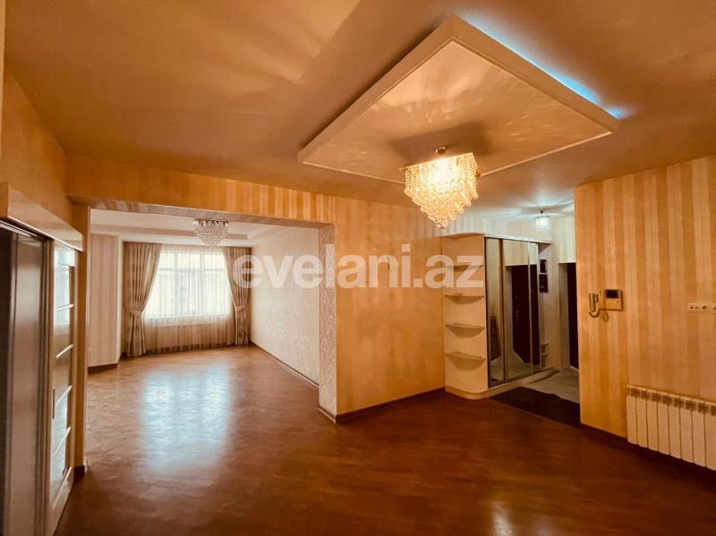 Продаётся, новостройка, 3-комнаты, 140 m², Элмляр Академиясы m.