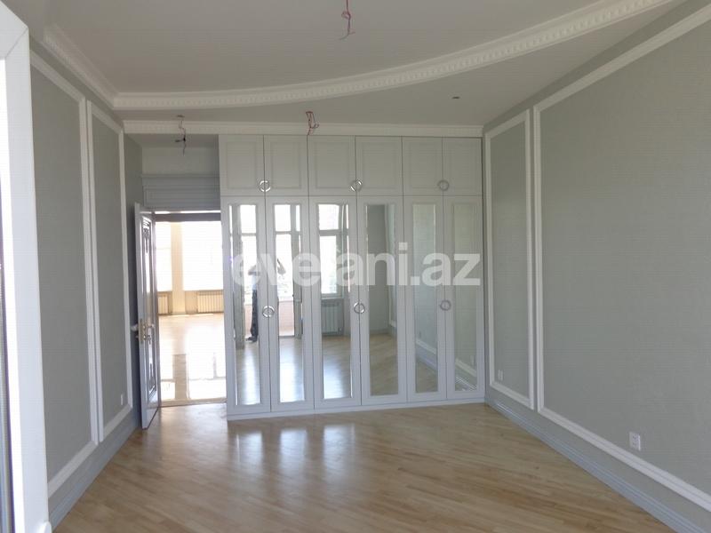 Продаётся, новостройка, 3-комнаты, 167 m², Элмляр Академиясы m.