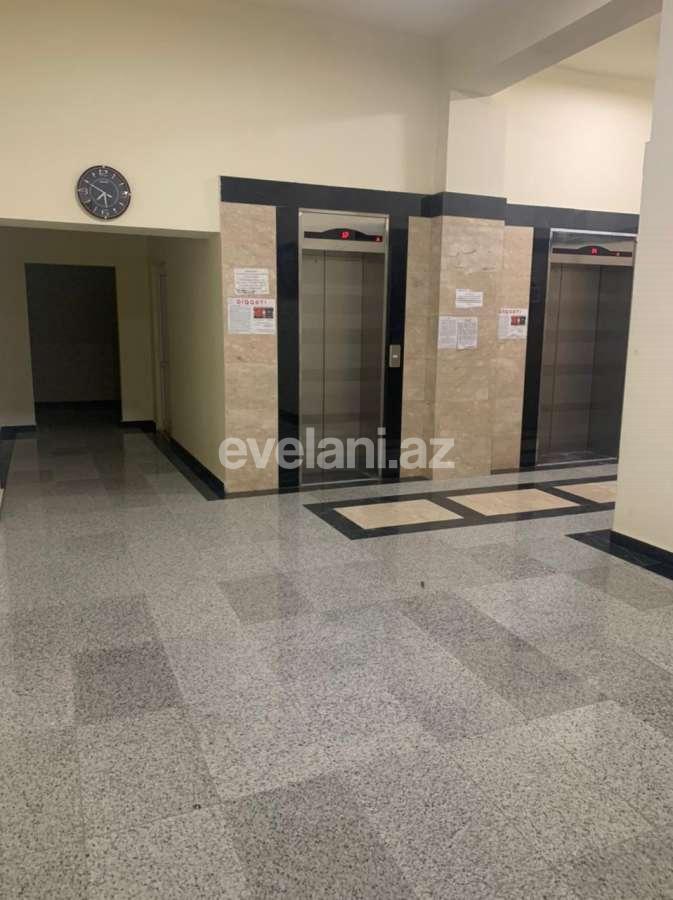 Satılır, yeni tikili, 2 otaqlı, 71 m², İnşaatçılar m.