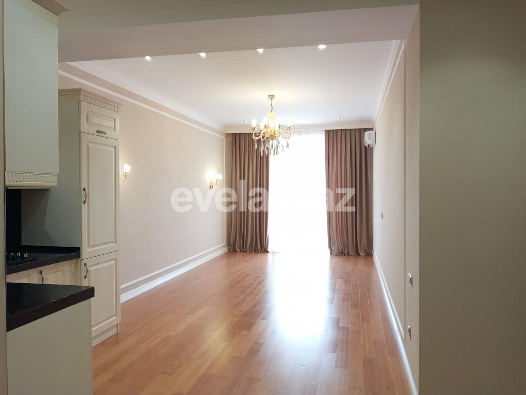 Satılır, yeni tikili, 2 otaqlı, 71 m², İnşaatçılar m.