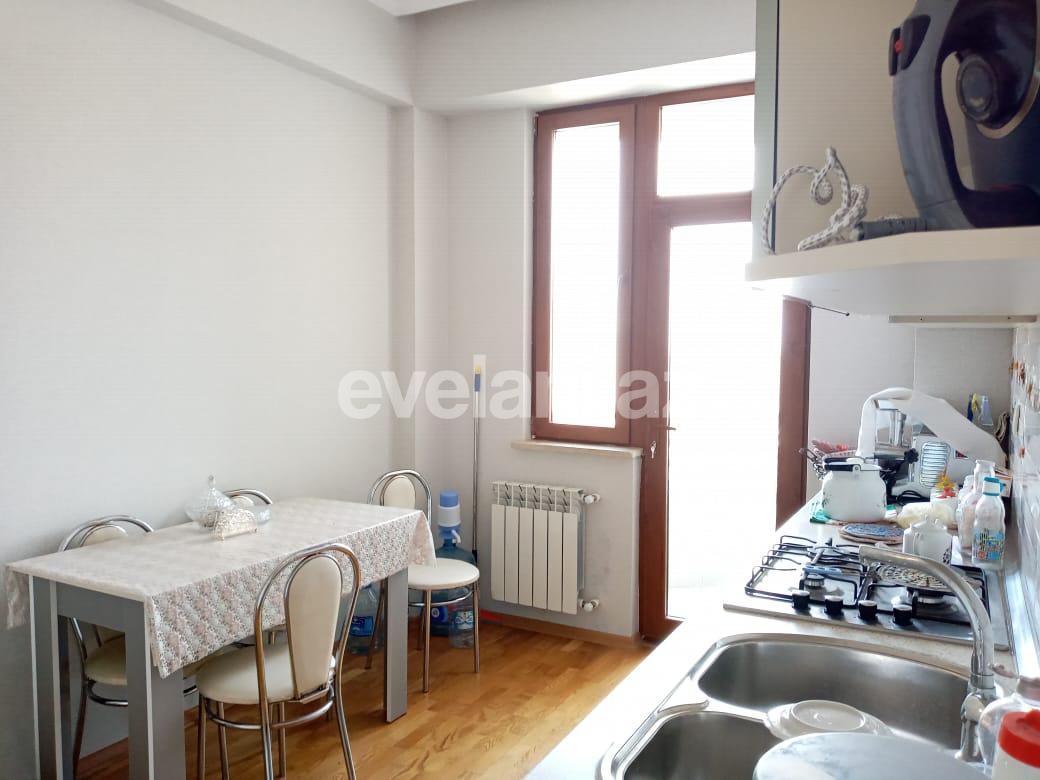 Продаётся, новостройка, 2-комнаты, 61 m², Иншаатчылар m.