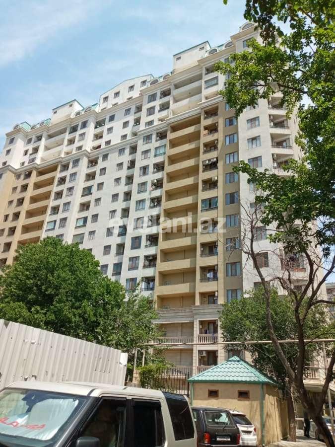 Продаётся, новостройка, 2-комнаты, 61 m², Иншаатчылар m.