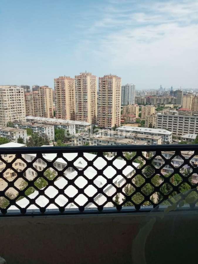 Продаётся, новостройка, 2-комнаты, 61 m², Иншаатчылар m.