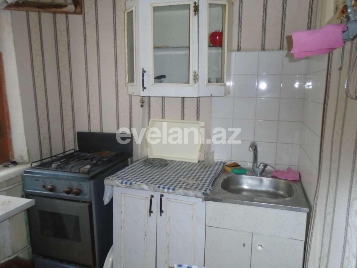 Rent, old building, 1 room, 33 m², Baku, Yasamal r, Elmlar Akademiyası m.