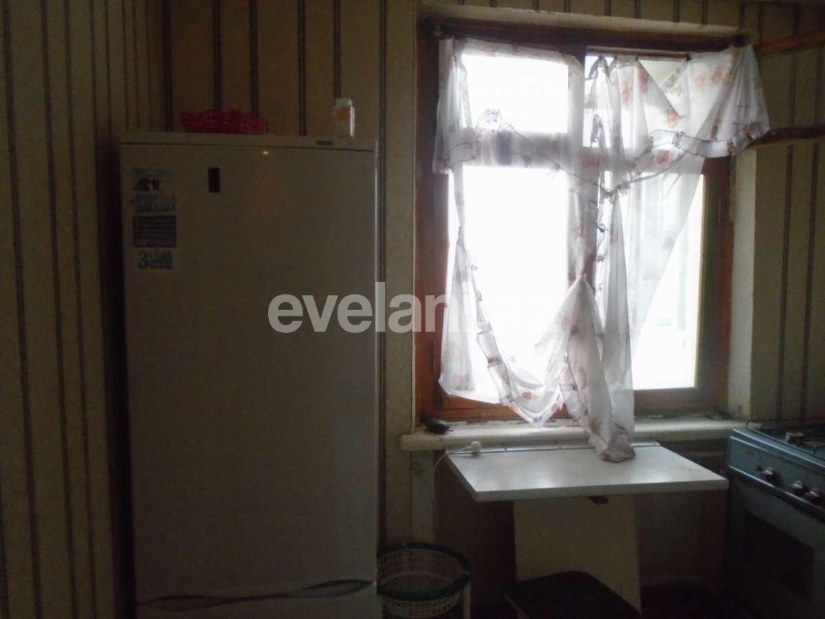 Rent, old building, 1 room, 33 m², Baku, Yasamal r, Elmlar Akademiyası m.