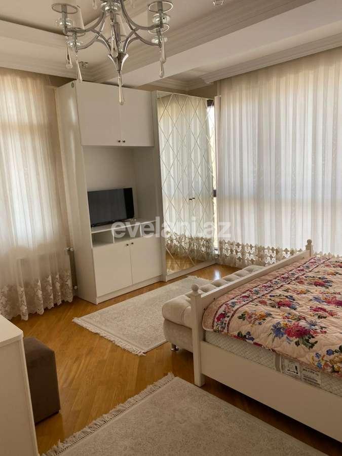 Satılır, yeni tikili, 4 otaqlı, 185 m², 28 may m.