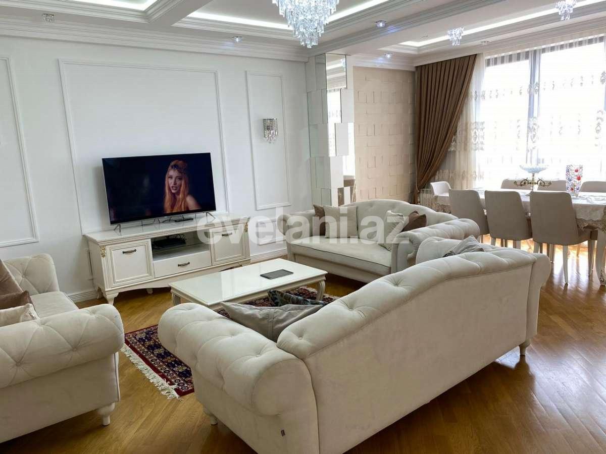 Satılır, yeni tikili, 4 otaqlı, 185 m², 28 may m.