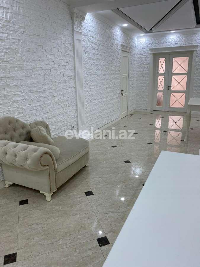 Satılır, yeni tikili, 4 otaqlı, 185 m², 28 may m.