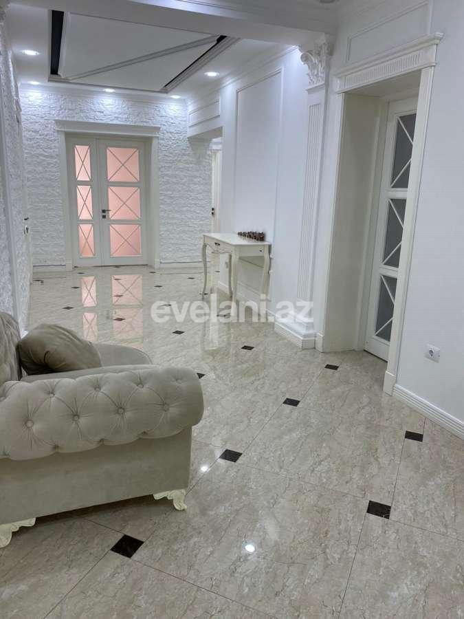 Satılır, yeni tikili, 4 otaqlı, 185 m², 28 may m.