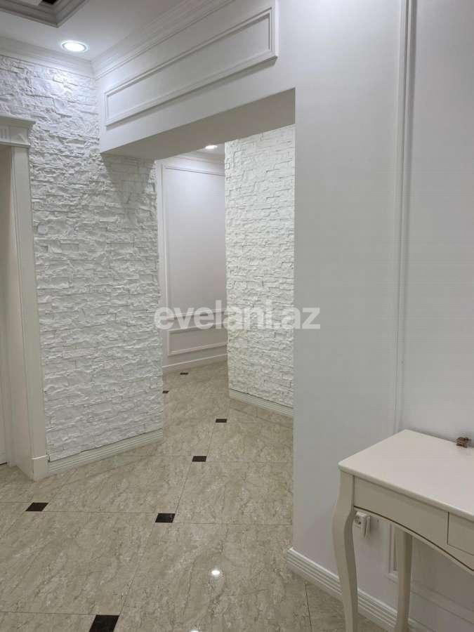 Satılır, yeni tikili, 4 otaqlı, 185 m², 28 may m.