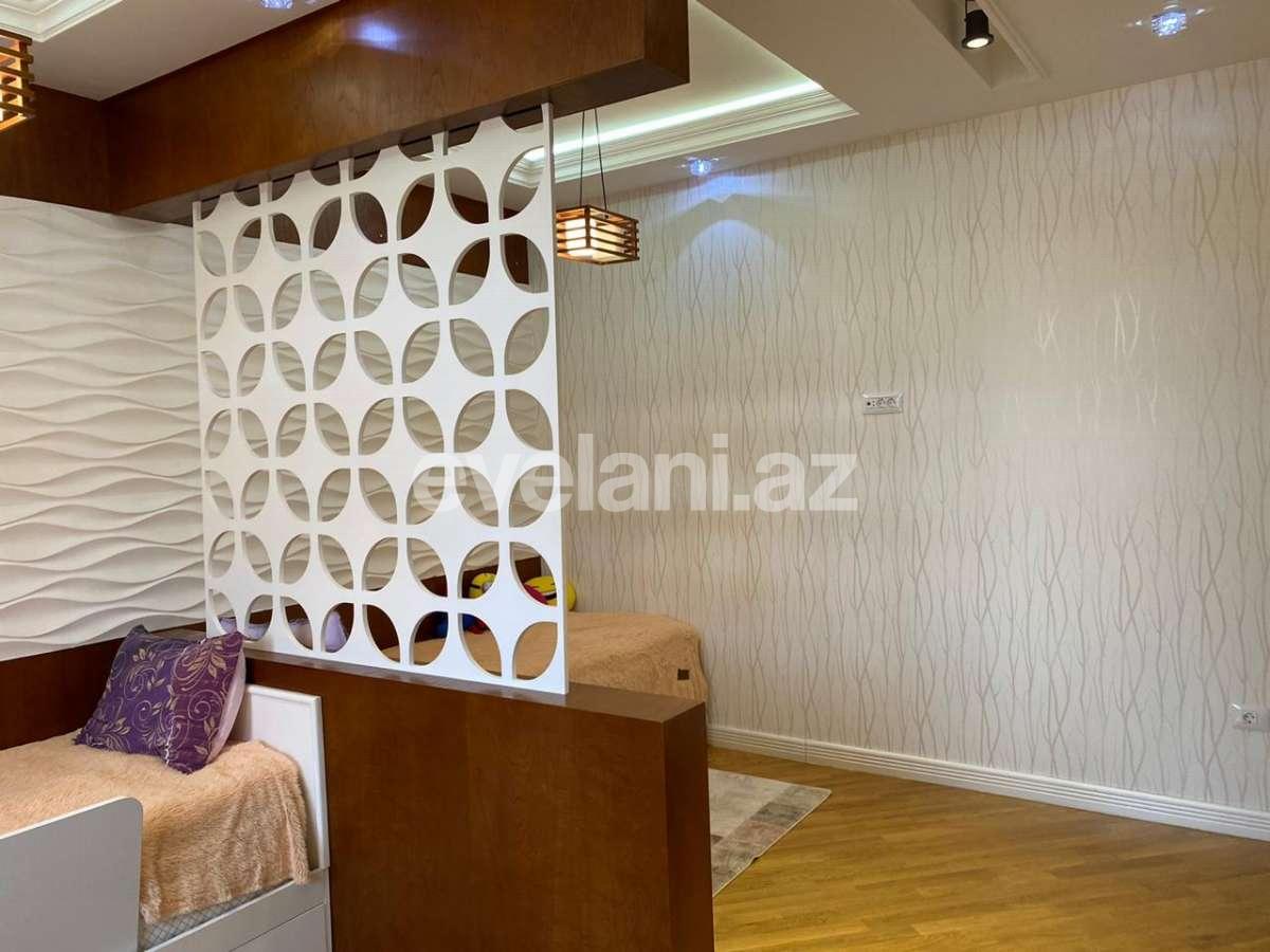 Satılır, yeni tikili, 4 otaqlı, 185 m², 28 may m.