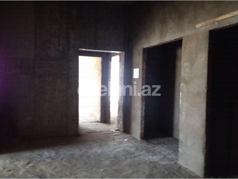 Продаётся, вторичка, 3-комнаты, 147 m², Низами m.