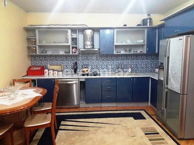 Продаётся, дом / дача, 5-комнаты, 280 m², Бадамдар p.