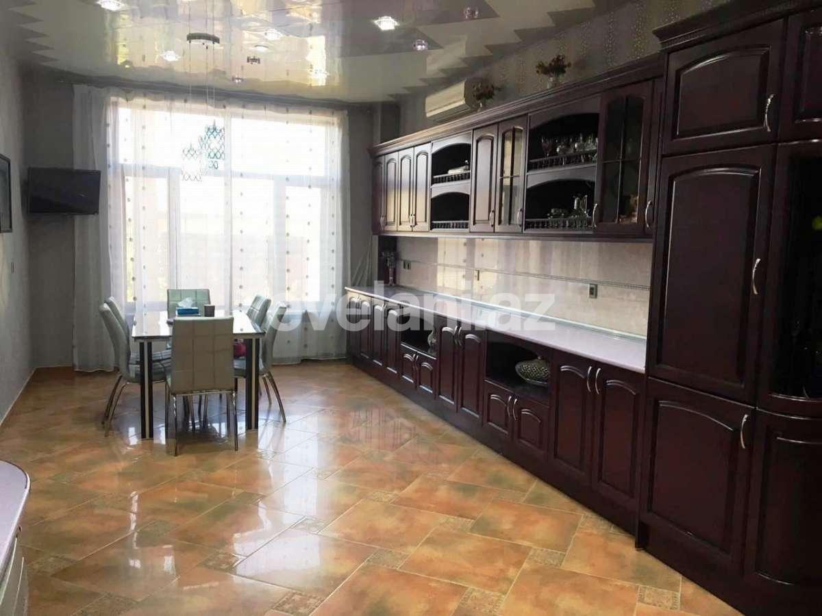 Satılır, həyət evi / bağ, 5 otaqlı, 300 m², Bakı, Səbail r, Badamdar q.