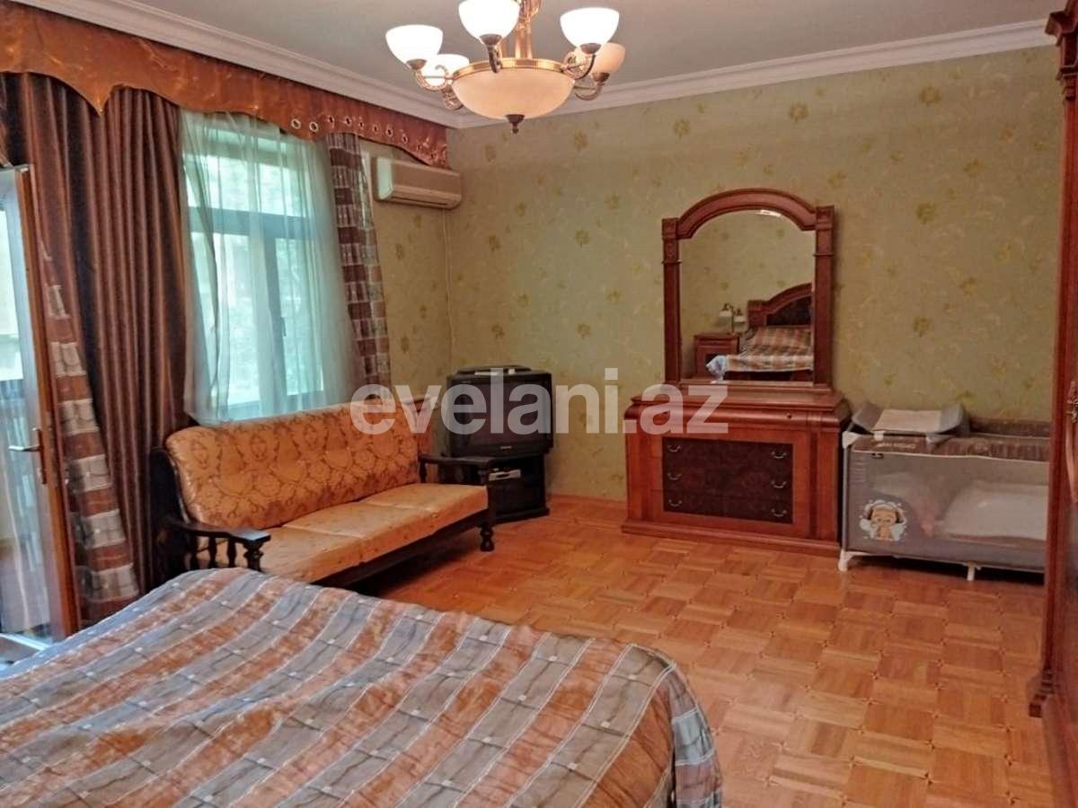 Satılır, köhnə tikili, 3 otaqlı, 120 m², Sahil m.