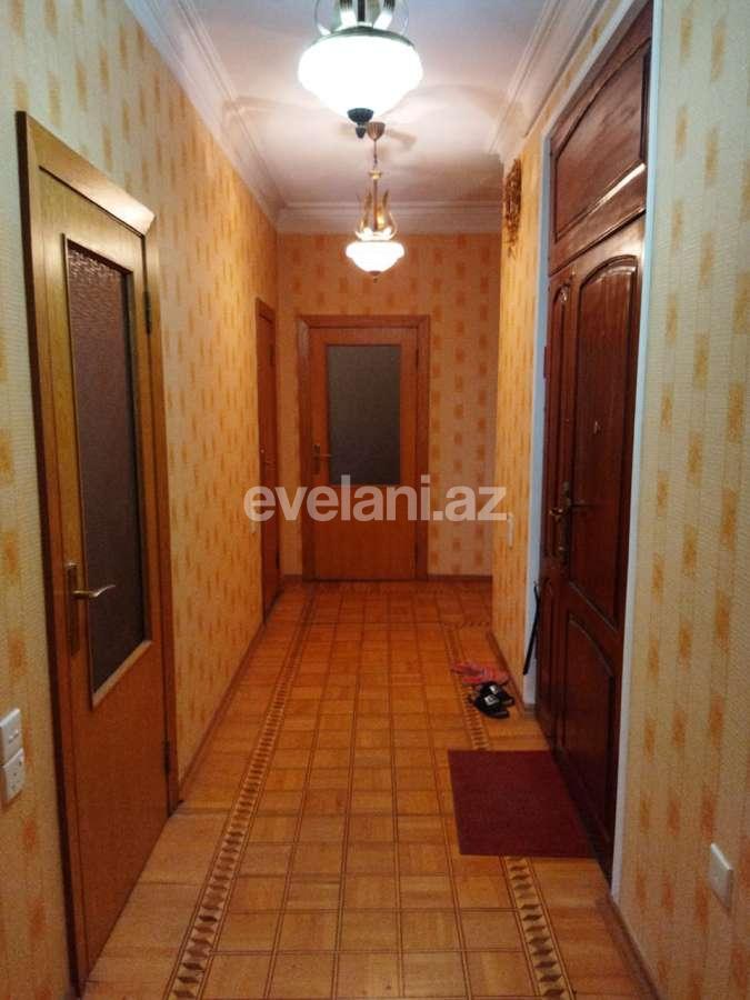 Satılır, köhnə tikili, 3 otaqlı, 120 m², Sahil m.