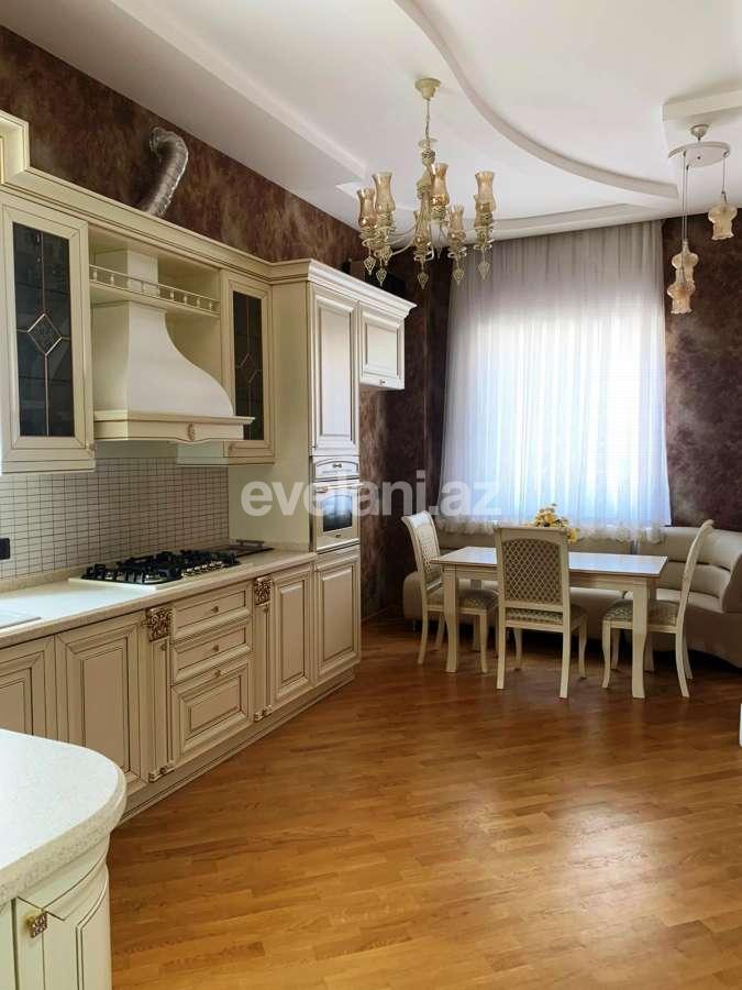 Продаётся, дом / дача, 7-комнаты, 400 m², Бадамдар p.