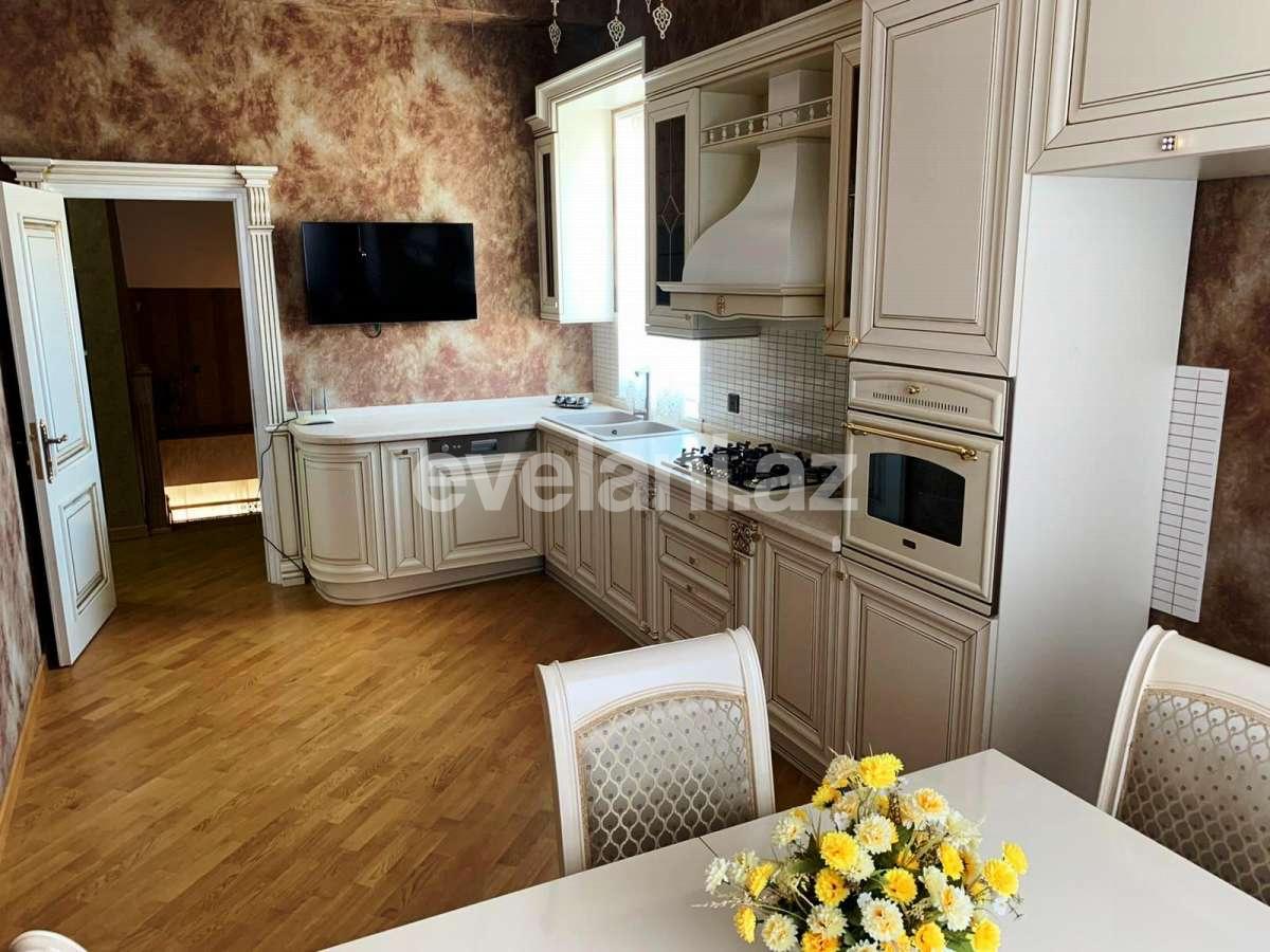 Продаётся, дом / дача, 7-комнаты, 400 m², Бадамдар p.