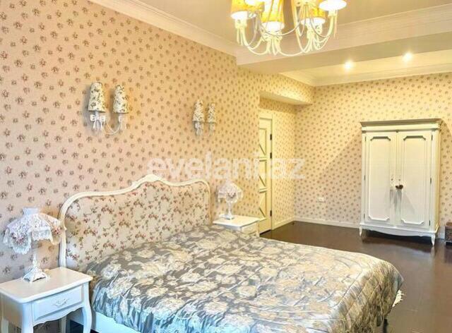 Satılır, yeni tikili, 3 otaqlı, 167 m², Elmlər Akademiyası m.