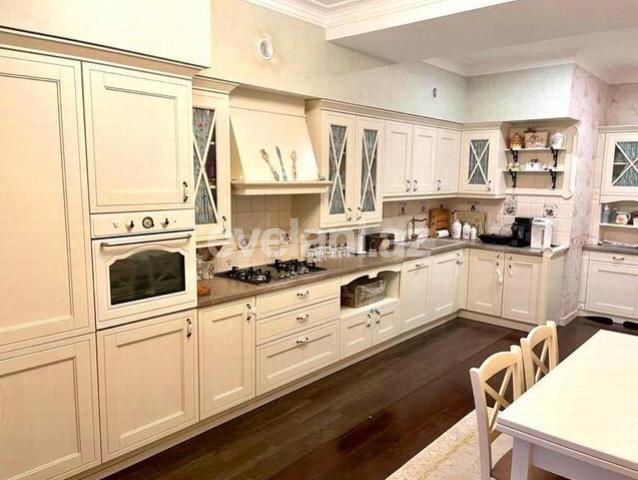 Satılır, yeni tikili, 3 otaqlı, 167 m², Elmlər Akademiyası m.