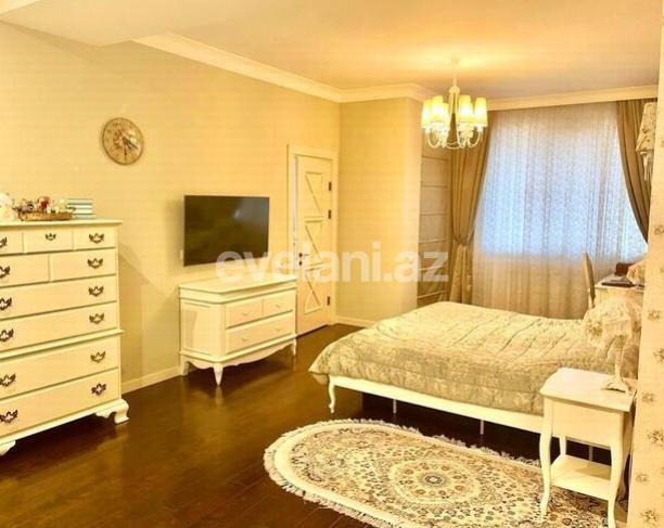 Satılır, yeni tikili, 3 otaqlı, 167 m², Elmlər Akademiyası m.
