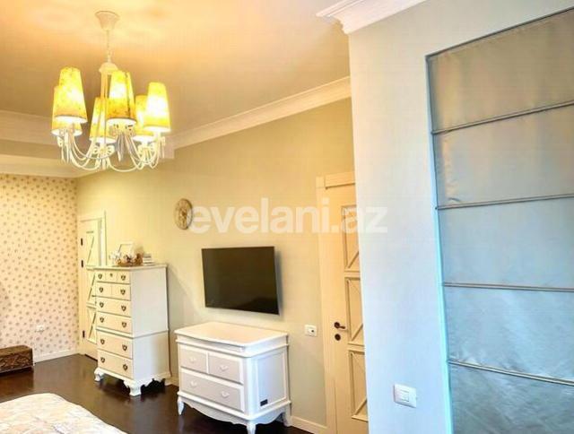 Satılır, yeni tikili, 3 otaqlı, 167 m², Elmlər Akademiyası m.