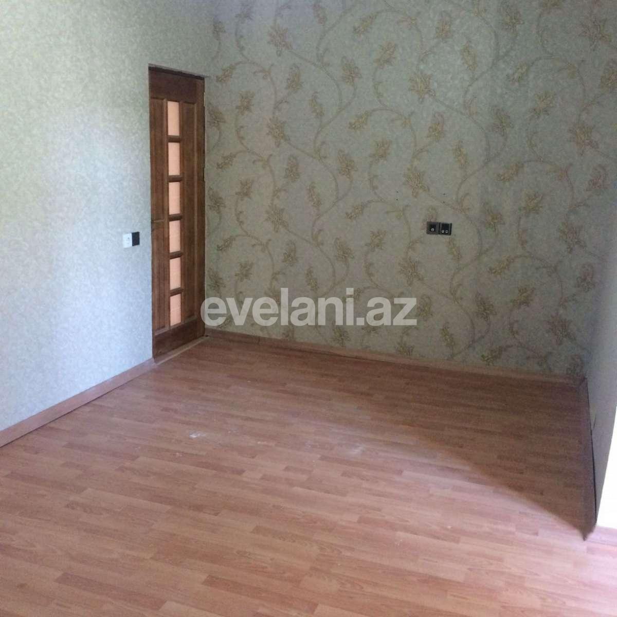 Satılır, köhnə tikili, 3 otaqlı, 72.2 m², 6-cı mikrorayon q.