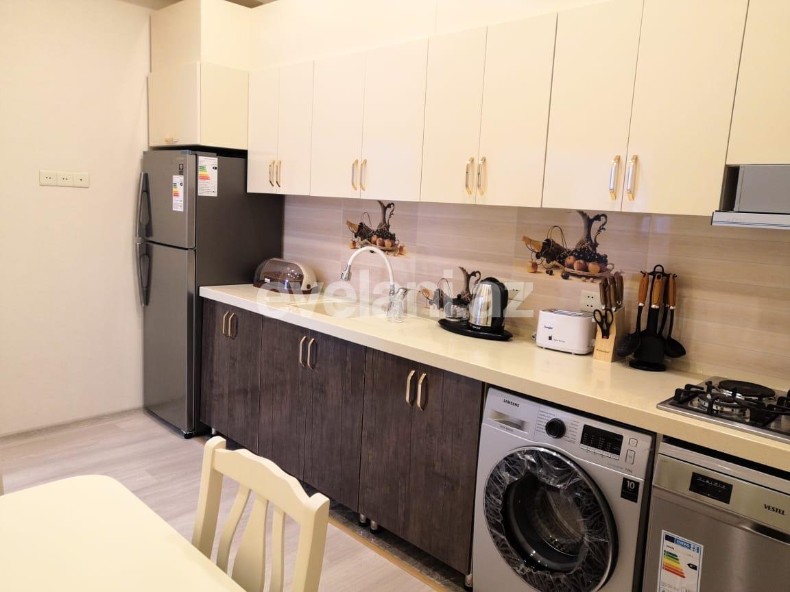 Kirayə verilir, yeni tikili, 2 otaqlı, 97 m², Bakı, Səbail r, İçəri Şəhər m.