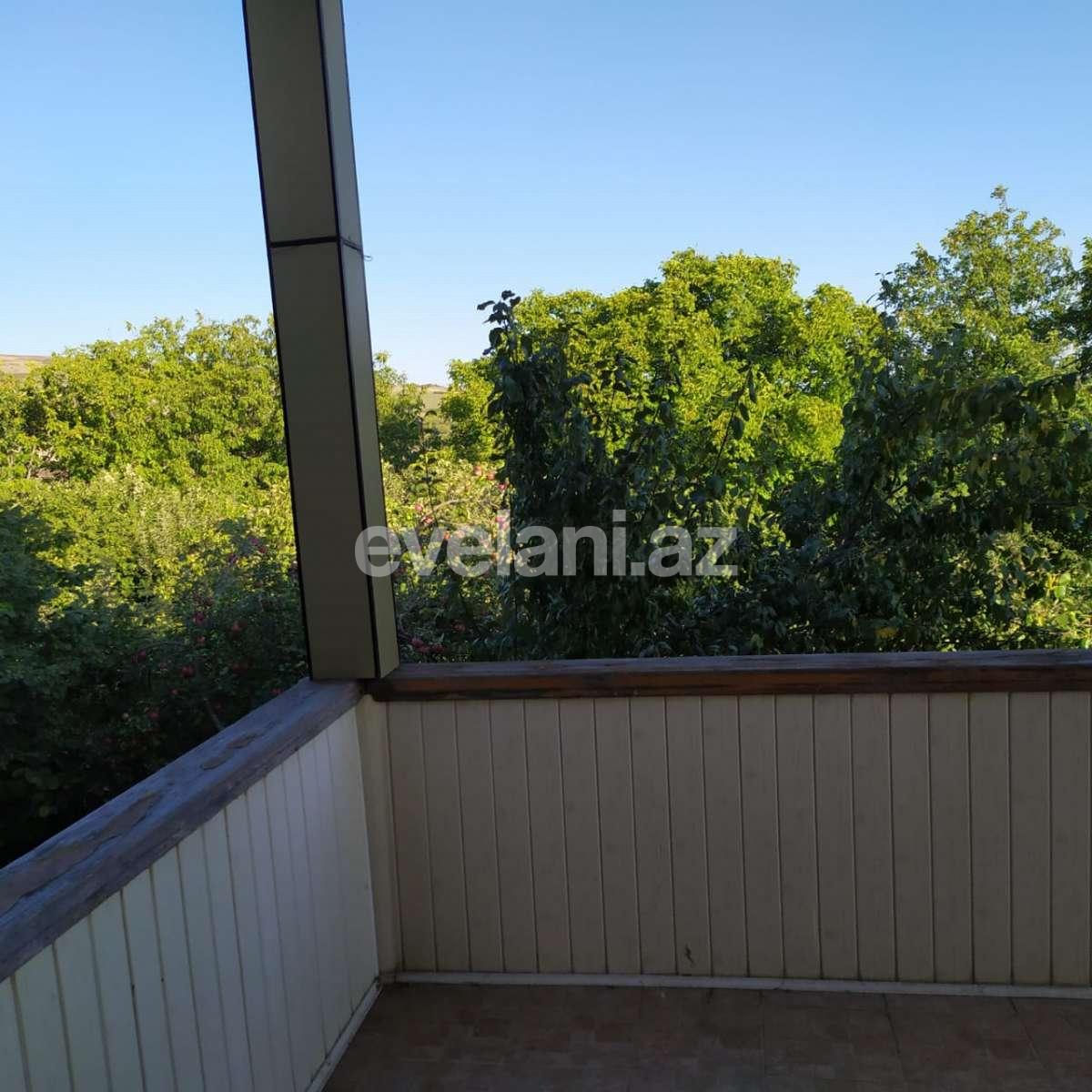 Satılır, həyət evi / bağ, 8 otaqlı, 210 m², Şamaxı